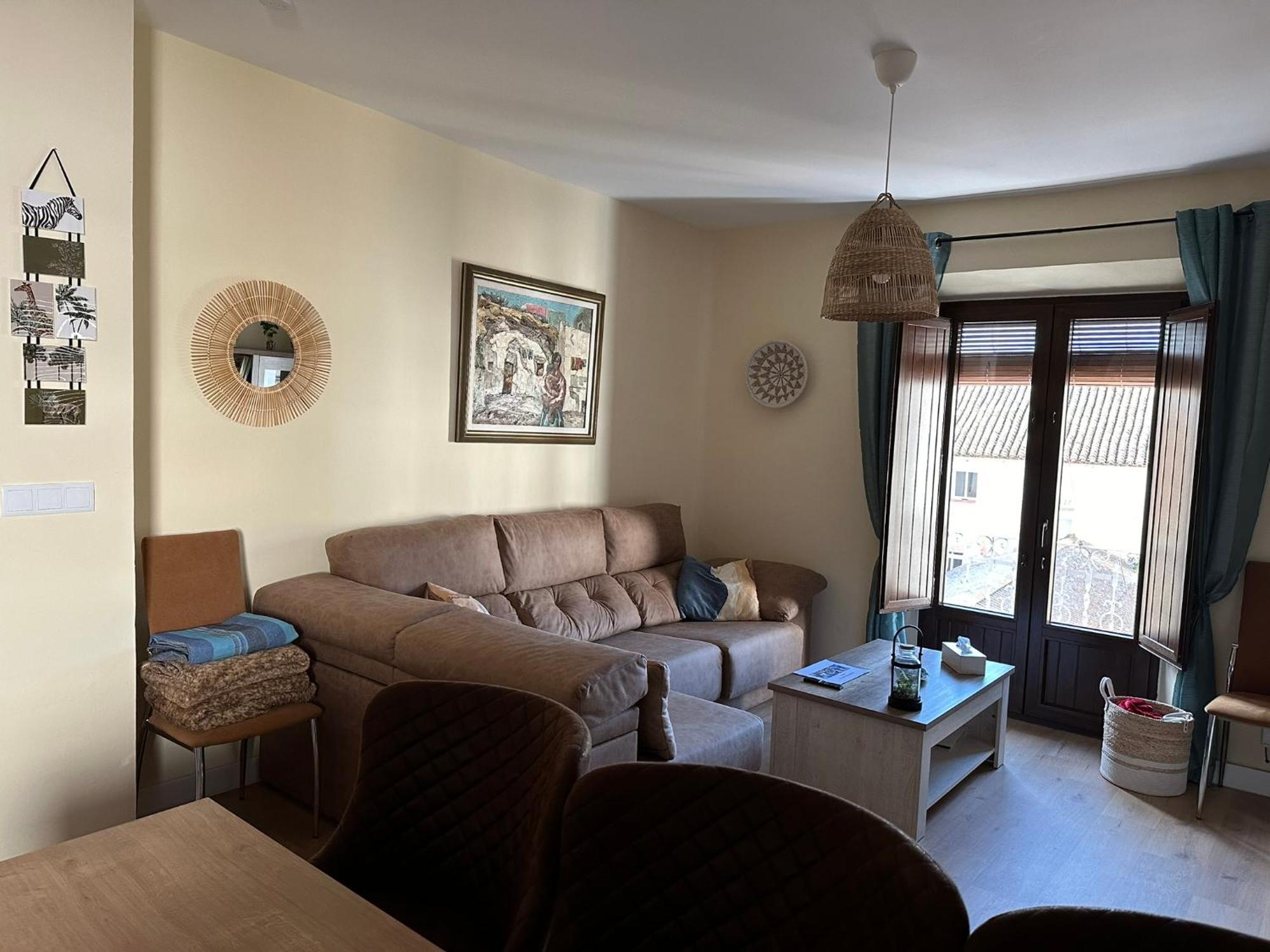 Real 17, Appartement Cádiar